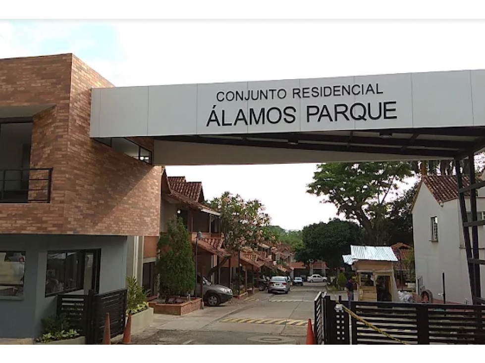 CASA EN VENTA CONJ. ALAMOS PARQUE - CAÑAVERAL