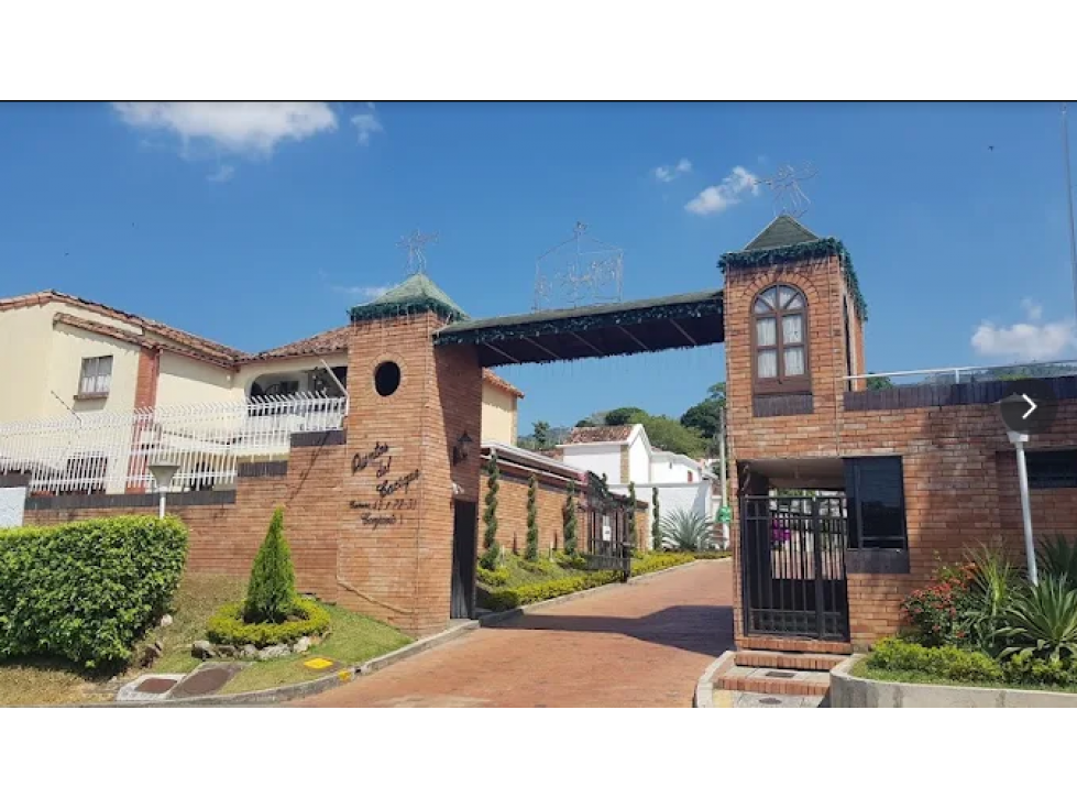 CASA EN VENTA CONJ. QUINTAS DEL CACIQUE - LAGOS DEL CACIQUE