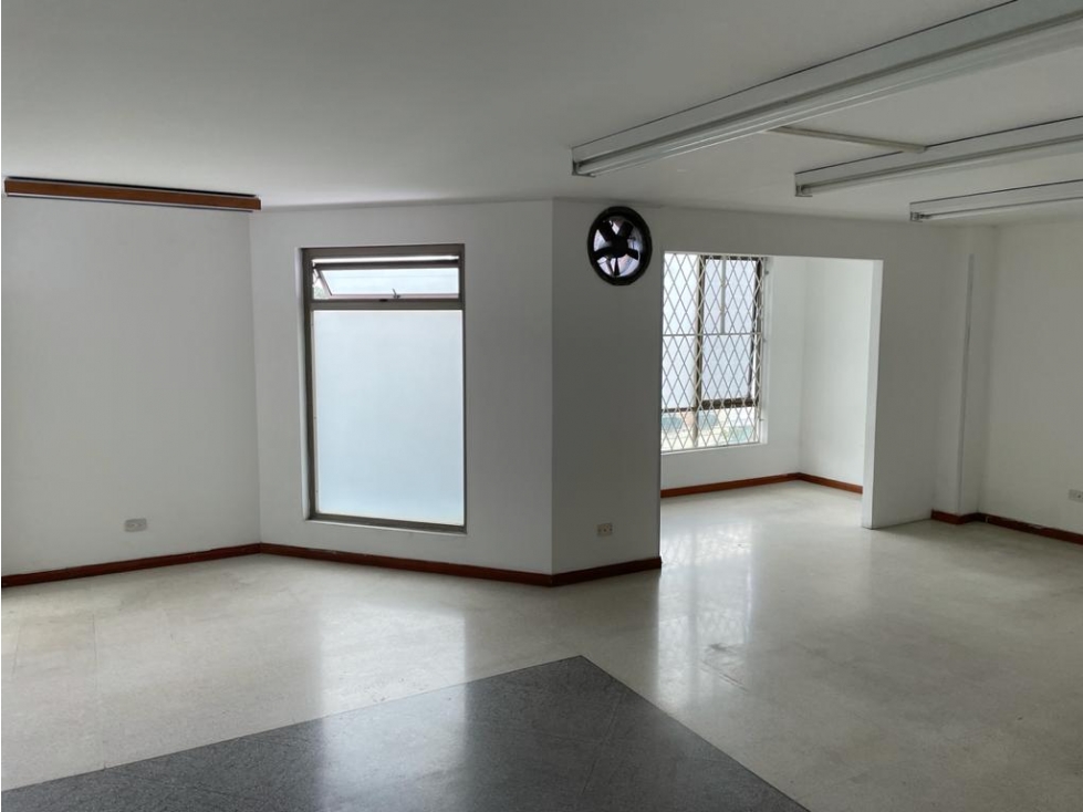 EDIFICIO EN VENTA CABECERA DEL LLANO - 4