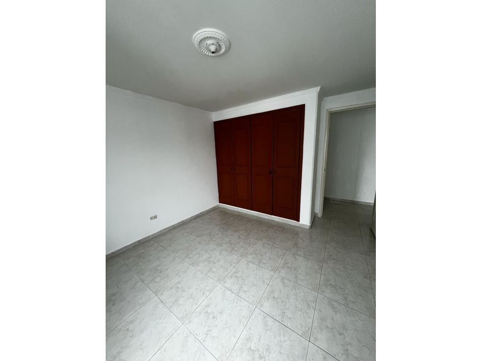 APARTAMENTO EN VENTA BARRIO PINOS — foto 4