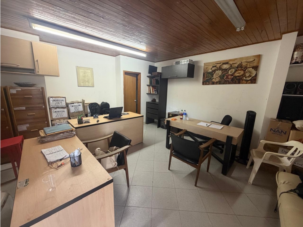 EDIFICIO EN VENTA- BARRIO LA CONDORDIA - 2