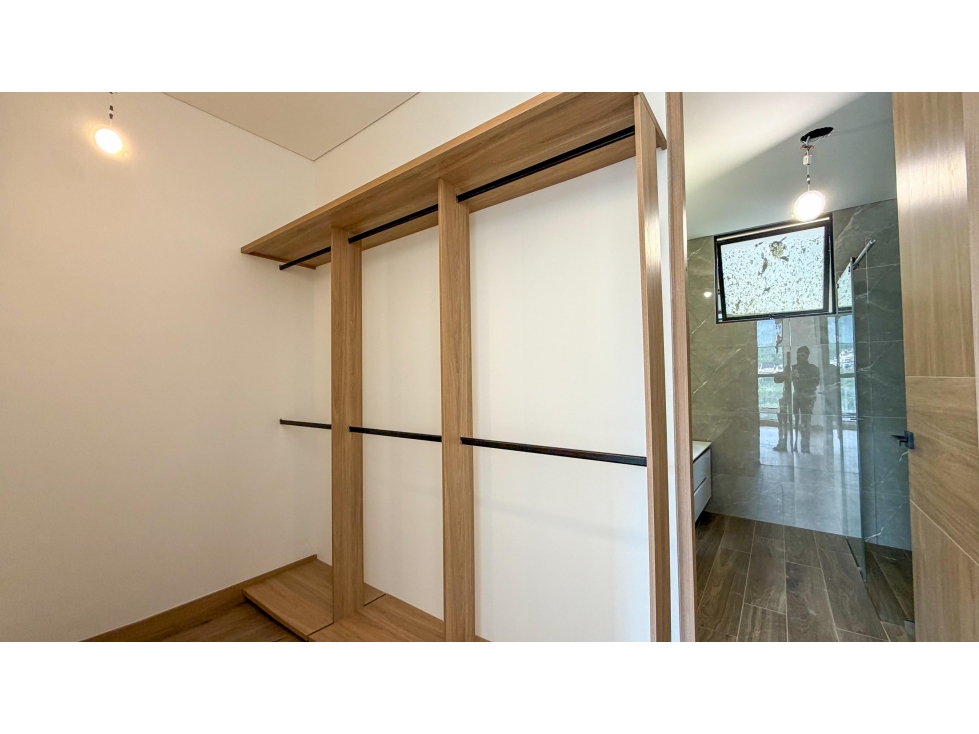 APARTAMENTO EN VENTA EDIF. MONTECRISTO - CABECERA DEL LLANO — foto 2