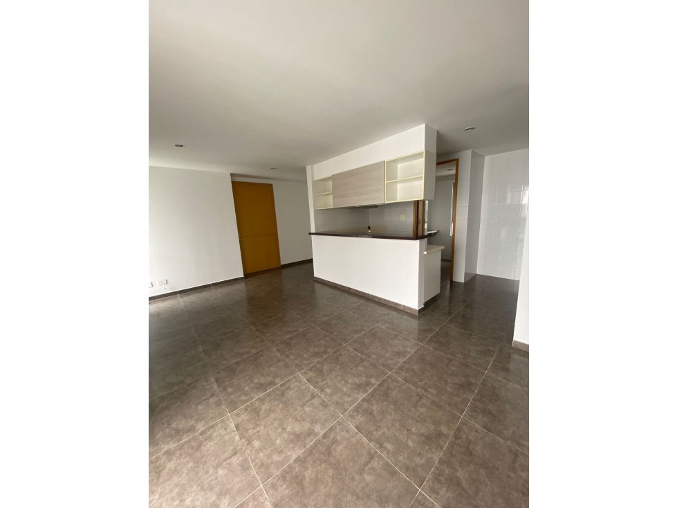APARTAMENTO EN VENTA CONJ. SIERRA COLINA - CAÑAVERAL — foto 3