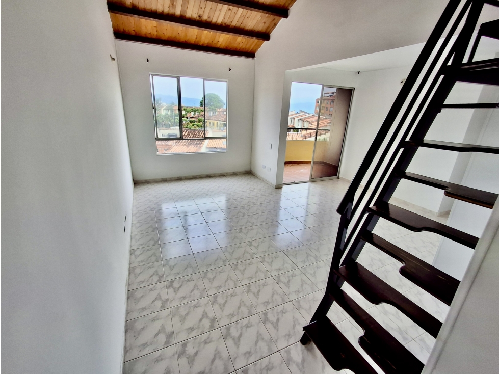 APARTAMENTO DUPLEX EN VENTA URB. EL GIRASOL - TEJAR - 5