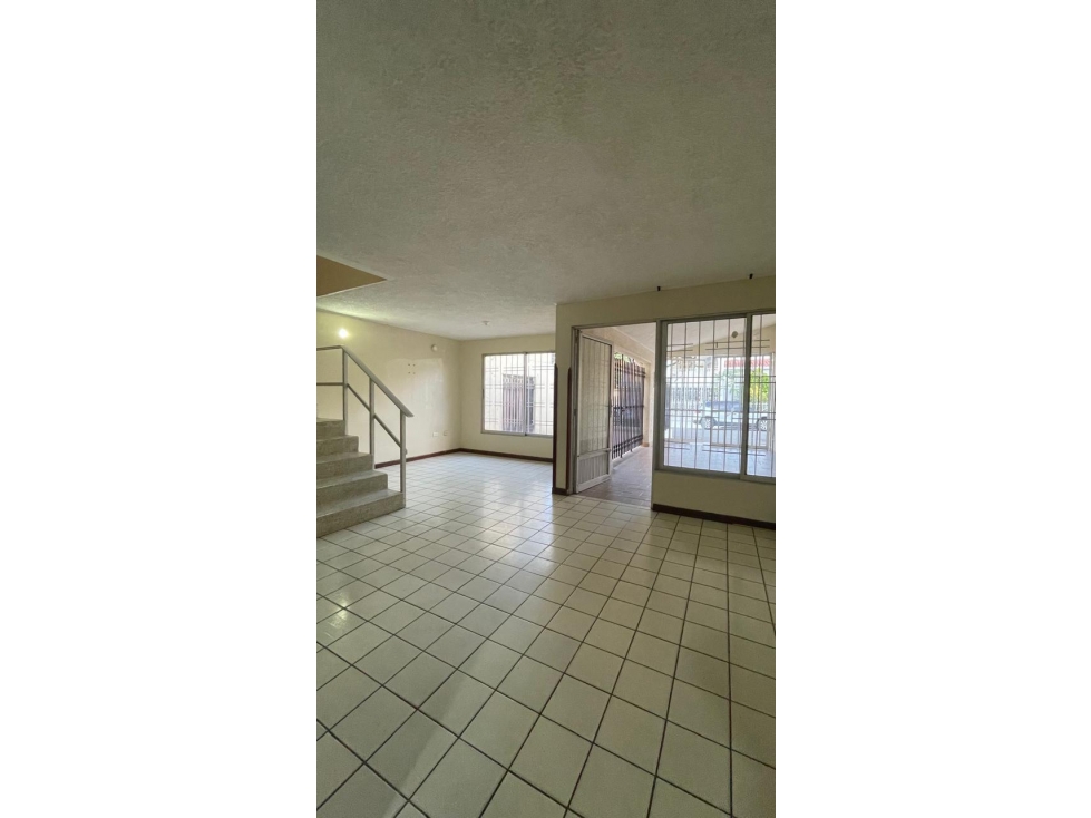 CASA EN VENTA BARRIO PROVENZA — foto 4