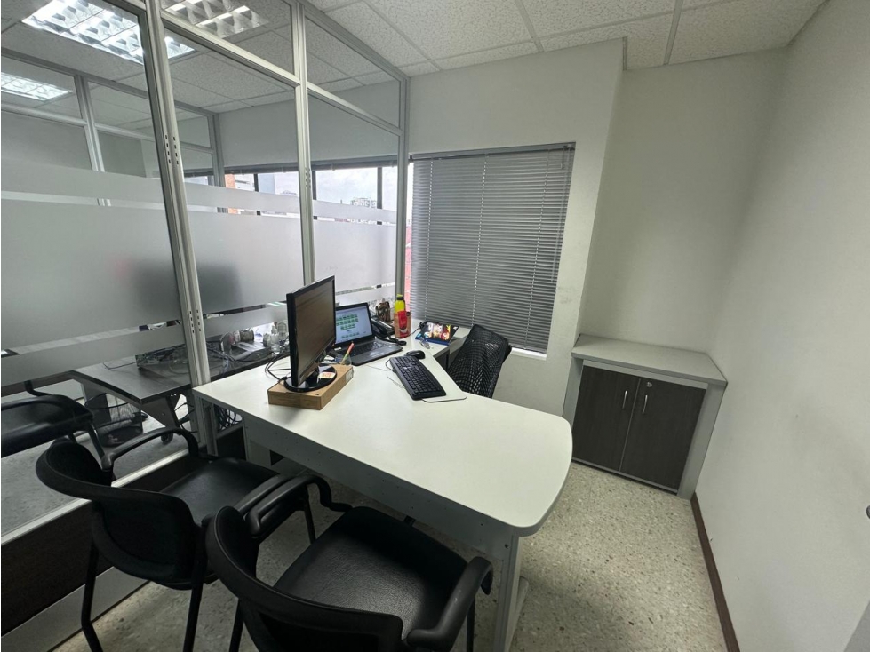 OFICINAS EN VENTA PISO EDIF. TEMPO II - PARQUE DE LAS PALMAS - 6