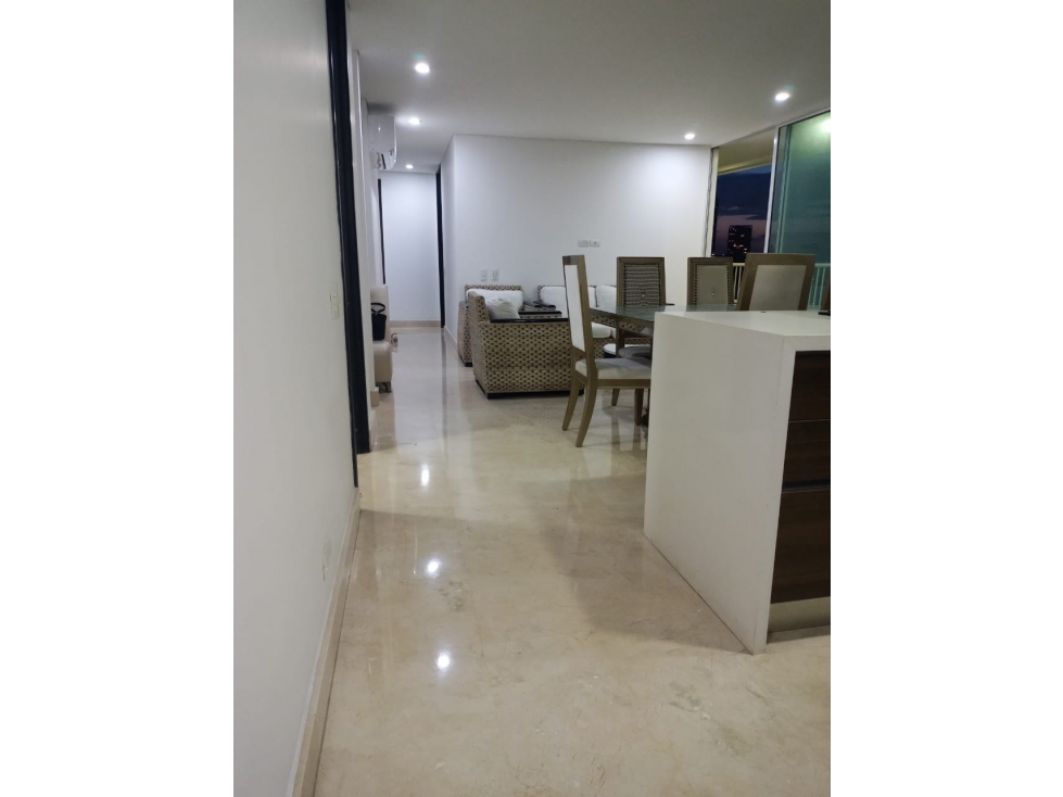 APARTAMENTO EN VENTA CONJ. VISTA BAHIA - CARTAGENA, MANGA — foto 2