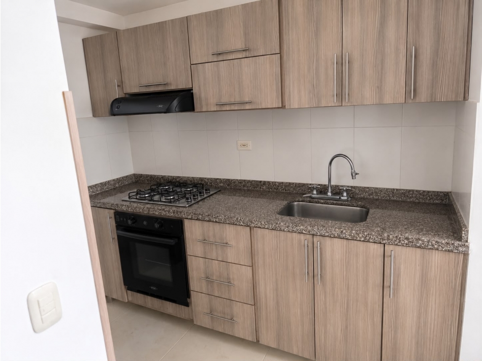 APARTAMENTO EN VENTA CONJ. PALMAS DE LA FRONTERA - ZONA NIZA — foto 4