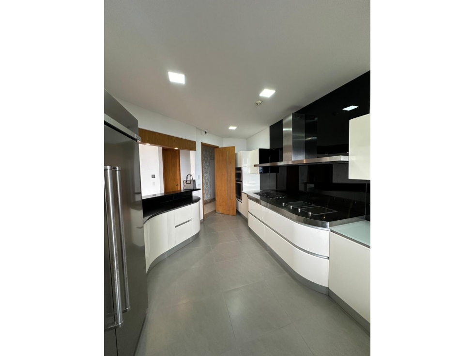 APARTAMENTO EN VENTA EDIF. MAJESTIC — foto 6
