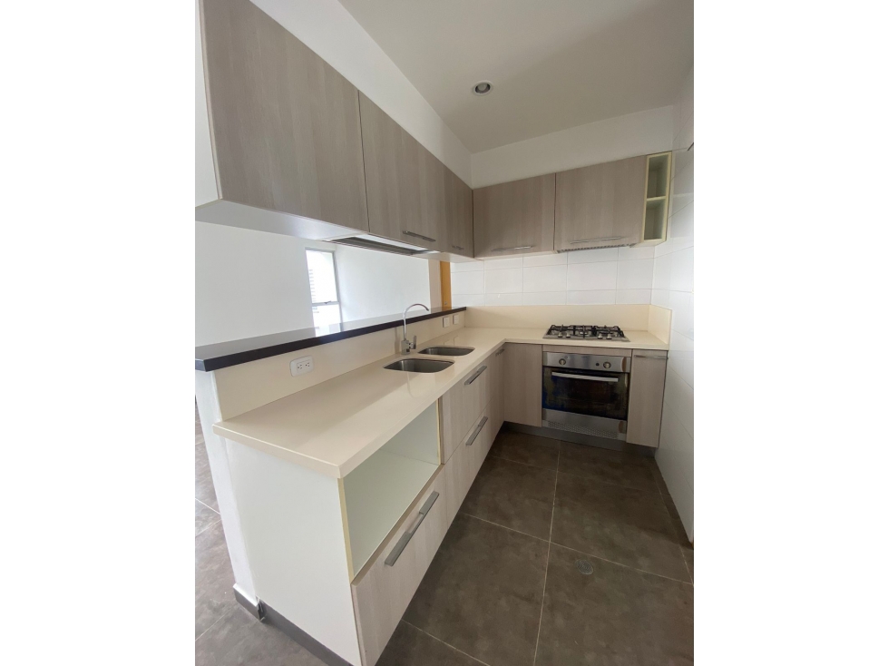 APARTAMENTO EN VENTA CONJ. SIERRA COLINA - CAÑAVERAL — foto 4