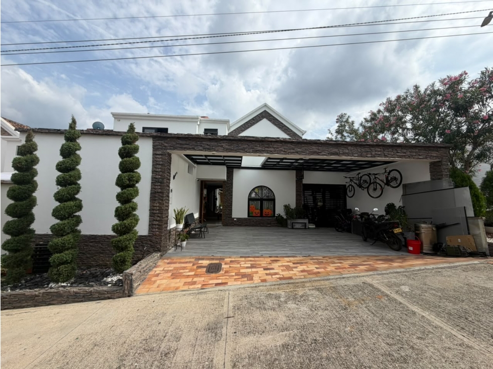 CASA EN VENTA CONJ. QUINTAS DEL CACIQUE - LAGOS DEL CACIQUE — foto 2