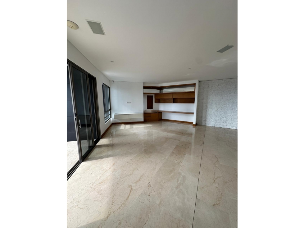 APARTAMENTO EN VENTA EDIF. MAJESTIC — foto 3
