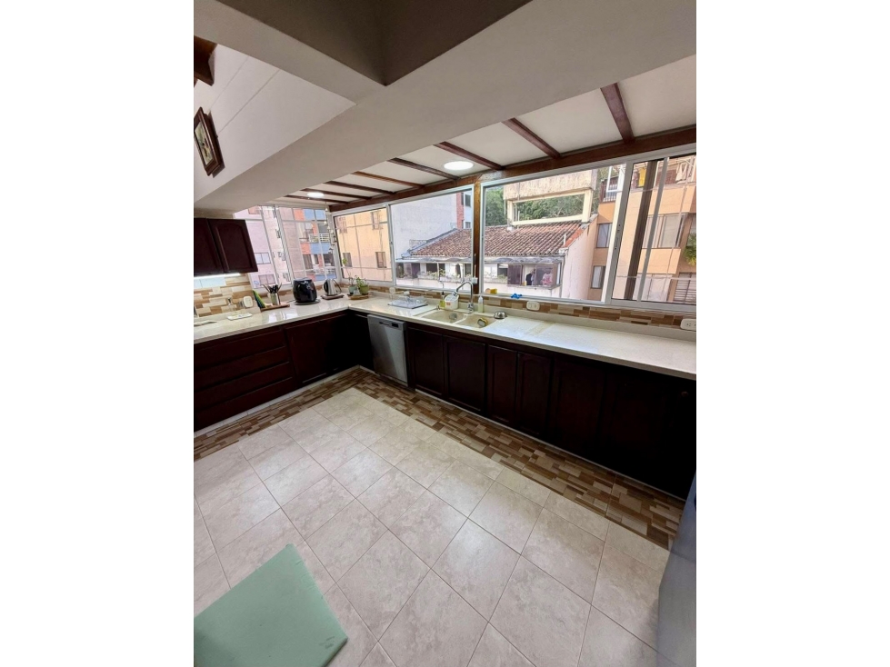 APARTAMENTO DUPLEX EN VENTA EDIFICIO MONARCA DE ALLIOT - LA FLORESTA — foto 6