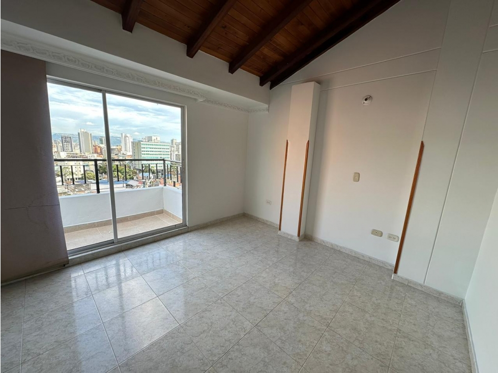 APARTAMENTO EN VENTA DUPLEX EN EDIF. PLAZA GRANADA - AURORA — foto 3
