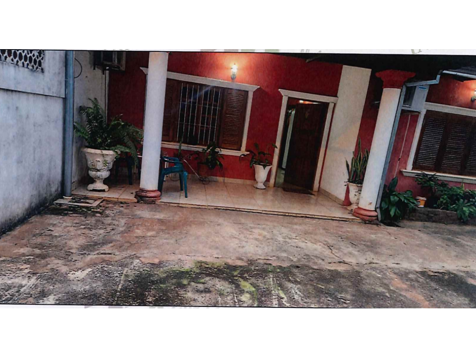 EN VENTA CASA EN ENCARNACION - 2