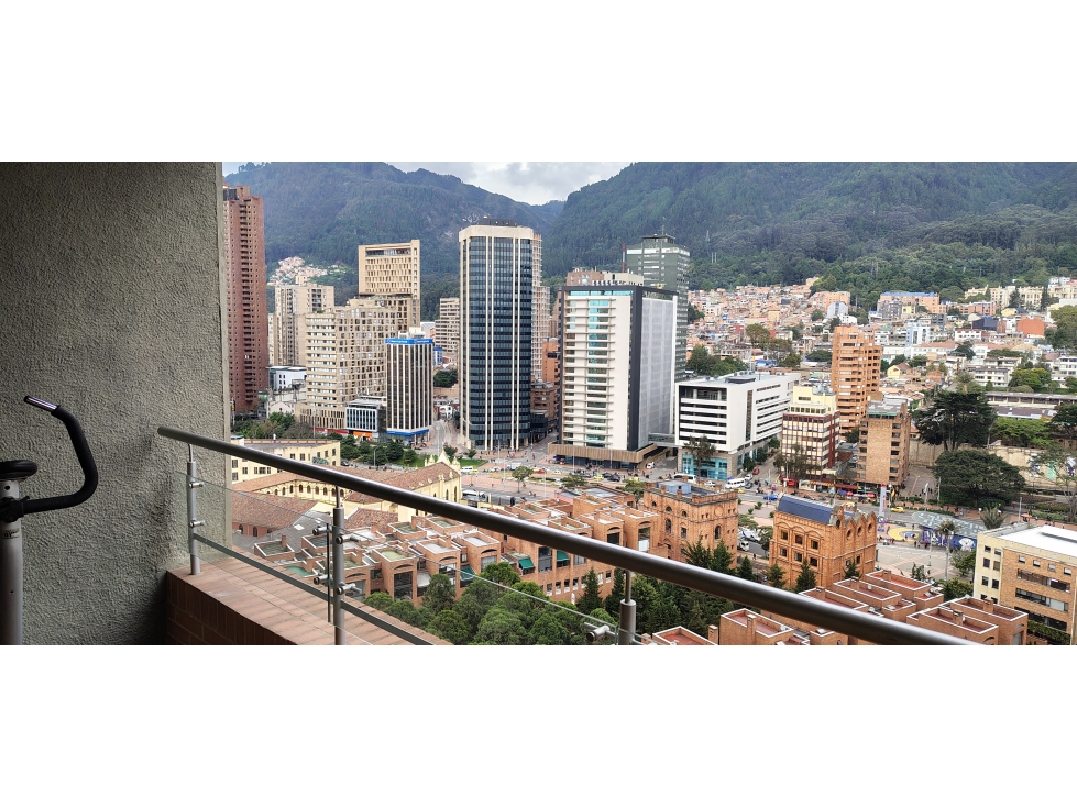 VENDO APARTAESTUDIO CENTRO INTERNACIONAL
