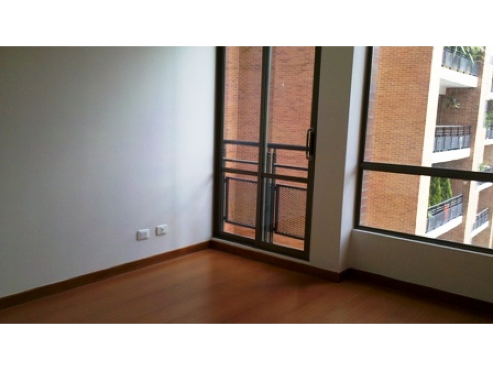 ARRIENDO APARTAMENTO CHAPINERO ALTO — foto 2