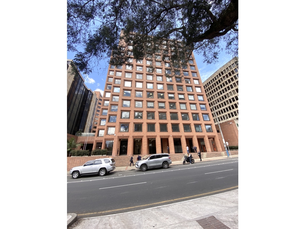 Arriendo Oficina 765 m2 - Calle 72 Bogota