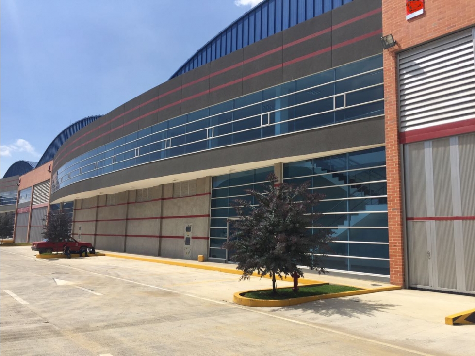 VENTA SUPER BODEGA EN FUNZA - 4