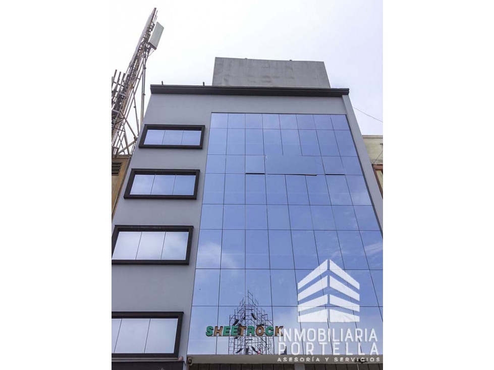 Surquillo Alquilo Moderna Oficina de 60m2 - 2