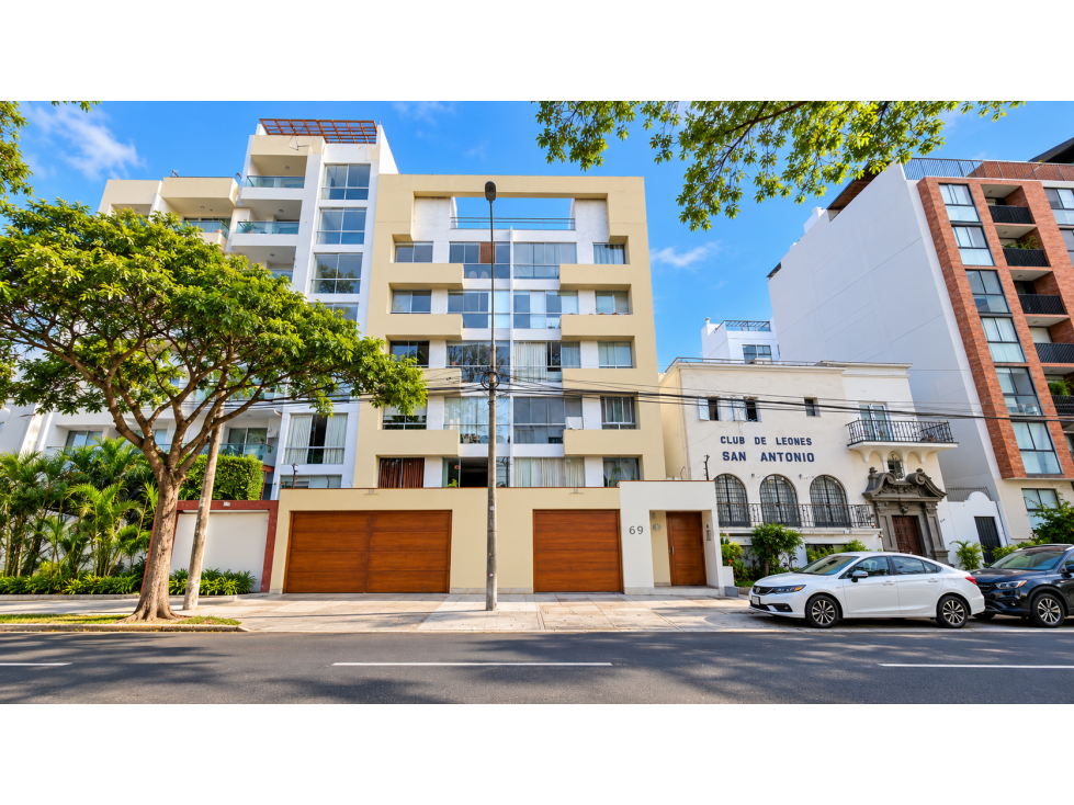 Miraflores - Exclusivo Penthouse Dúplex con Jardín y Cava - 260 m2