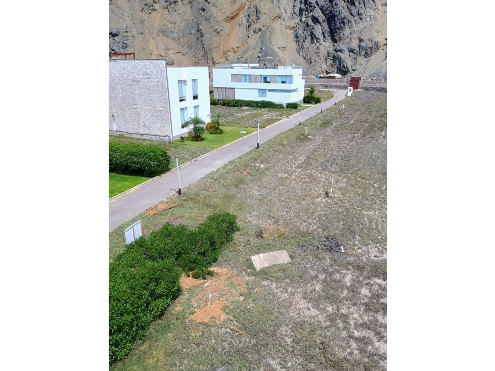 Terreno de Playa en Condominio Albatros - 4