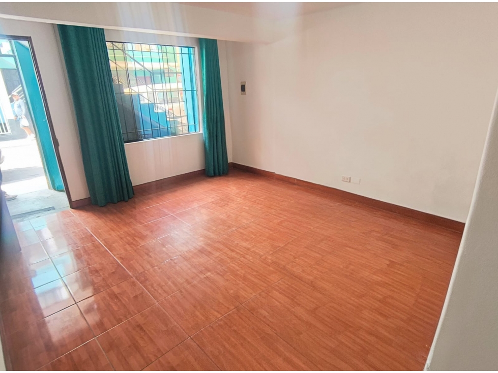 SURQUILLO DEPARTAMENTO EN VENTA PRIMER PISO - 3