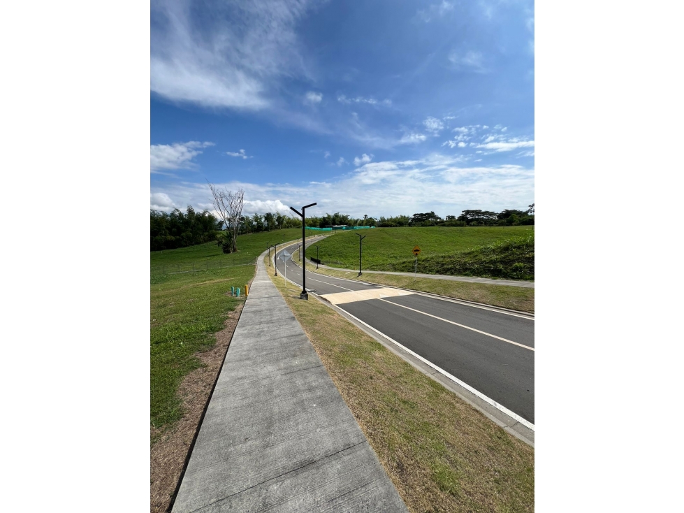 EN VENTA MAGNÍFICO LOTE CAMPESTRE, UBICADO EN CONDOMIO MALABAR — foto 2