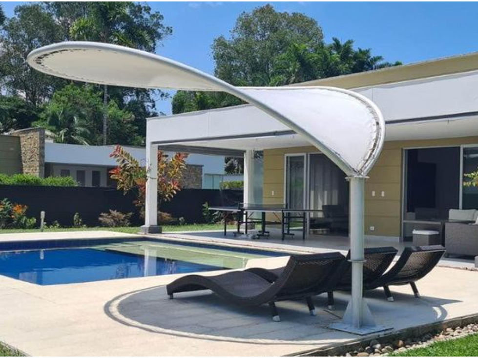 EN VENTA ESPECTACULAR CASA CAMPESTRE UBICADA EN CERRITOS, PEREIRA