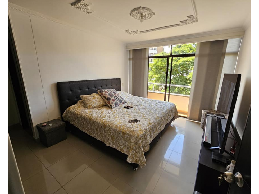 EN VENTA APARTAMENTO ESQUINERO EN PINARES DE SAN MARTÍN, PEREIRA