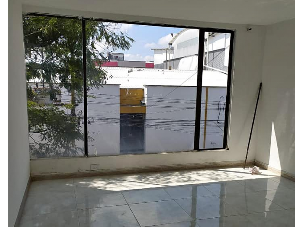 EN VENTA APARTAMENTO SEGUNDO PISO MUY CENTRAL SECTOR SAN ANDRESITO