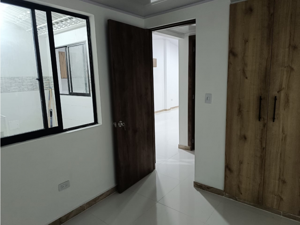 SE VENDE CASA EN EL BARRIO POBLADO II, EXCELENTES ACABADOS, PEREIRA — foto 5