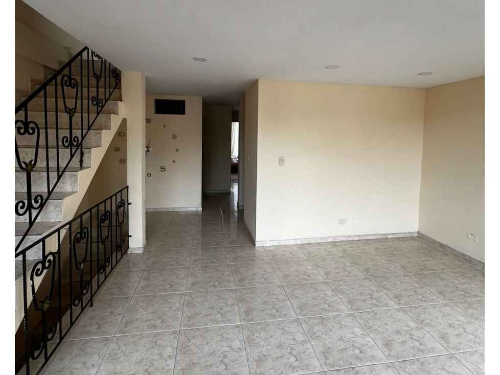 EN VENTA AMPLIA CASA EN EL POBLADO II, PEREIRA, RISARALDA