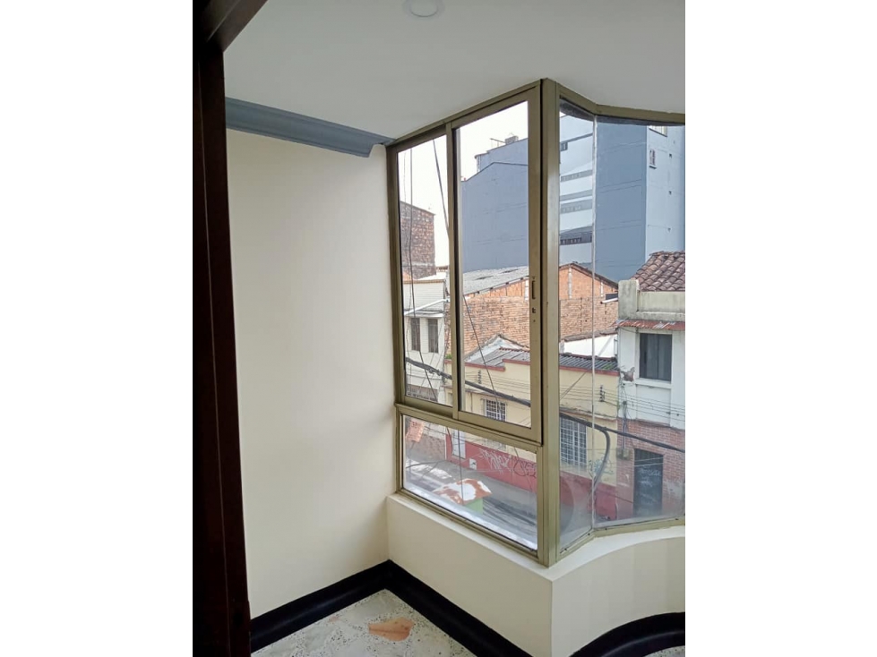 EN VENTA APARTAMENTO REMODELADO EN TERCER PISO, CENTRO DE PEREIRA — foto 5
