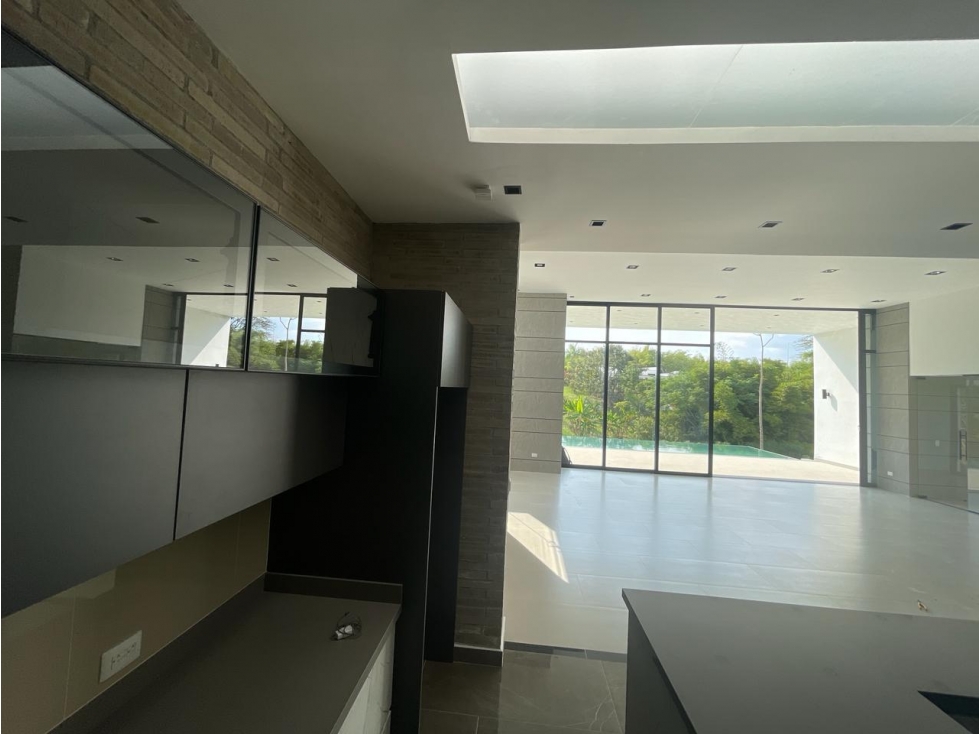 SE VENDE ESPECTACULAR CASA CAMPESTRE EN PRESTIGIOSO CONDOMINIO — foto 3