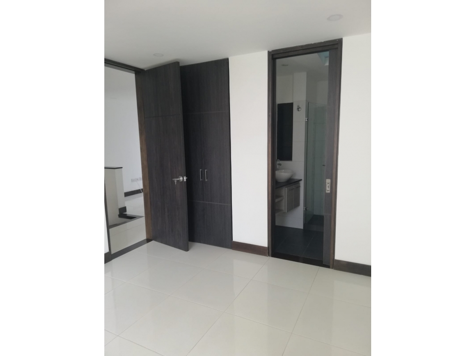 EN VENTA CASA DE DOS PISOS EN BARRIO LA VILLA, PEREIRA — foto 5