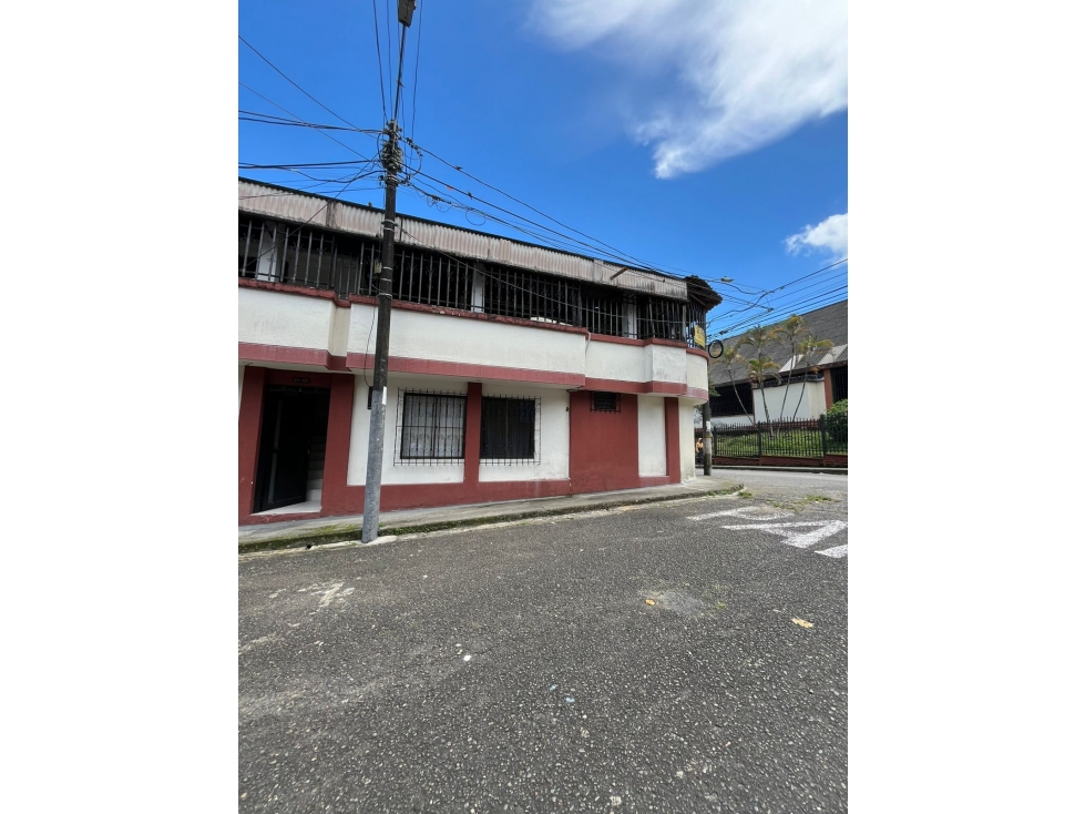 CASA ESQUINERA CERCA AL CENTRO DE PEREIRA — foto 2