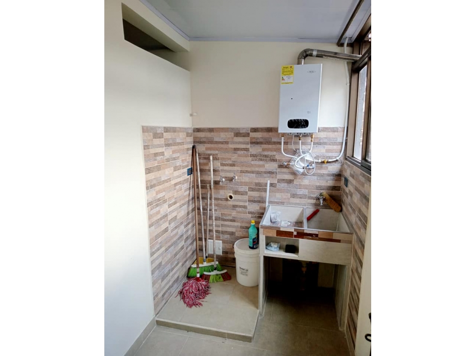 EN VENTA APARTAMENTO REMODELADO EN TERCER PISO, CENTRO DE PEREIRA — foto 6
