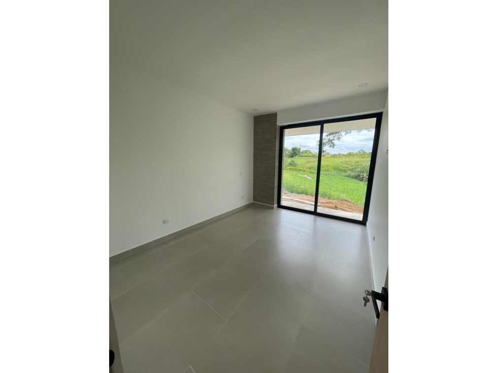 SE VENDE ESPECTACULAR CASA CAMPESTRE EN PRESTIGIOSO CONDOMINIO — foto 4
