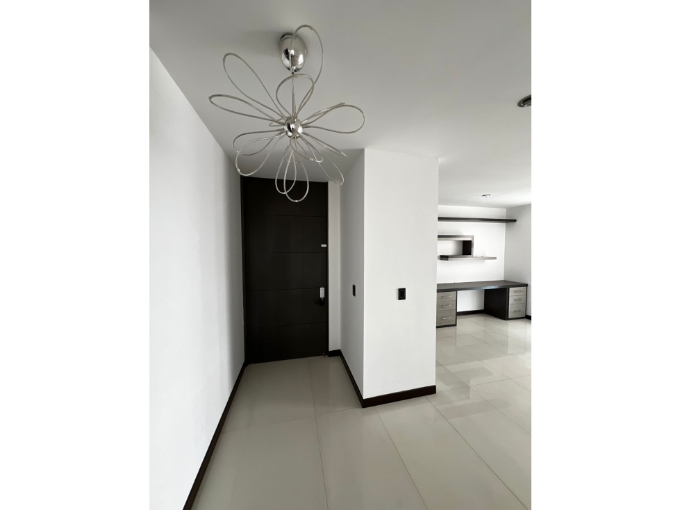 EN VENTA APARTAMENTO DE LUJO EN PINARES DE SAN MARTIN, PEREIRA — foto 3