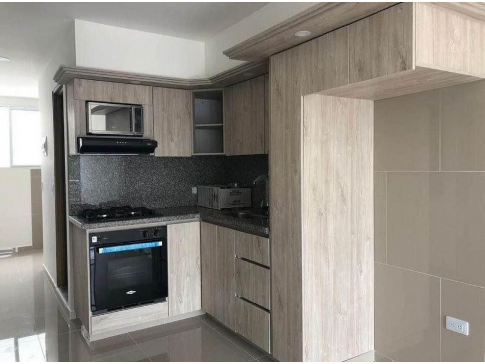 EN VENTA TORRE DE TRES PISOS INDEPENDIENTES, POBLADO II, PEREIRA — foto 5