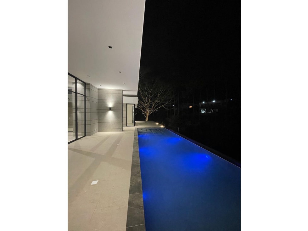SE VENDE ESPECTACULAR CASA CAMPESTRE EN PRESTIGIOSO CONDOMINIO — foto 5