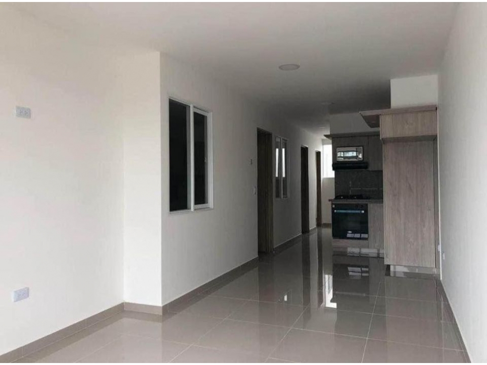 EN VENTA TORRE DE TRES PISOS INDEPENDIENTES, POBLADO II, PEREIRA — foto 2