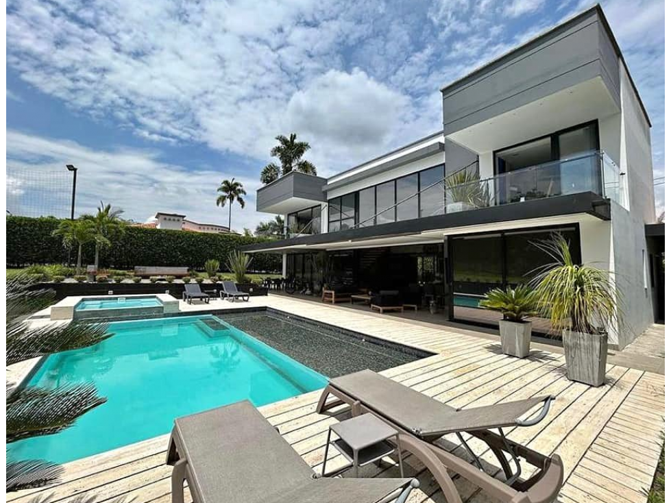 EN VENTA ESPECTACULAR CASA CAMPESTRE MODERNA EN CONDOMINIO, CERRITOS