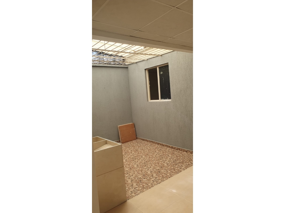 CASA EN DOSQUEBRADAS CERCA AV SIMON BOLIVAR — foto 5