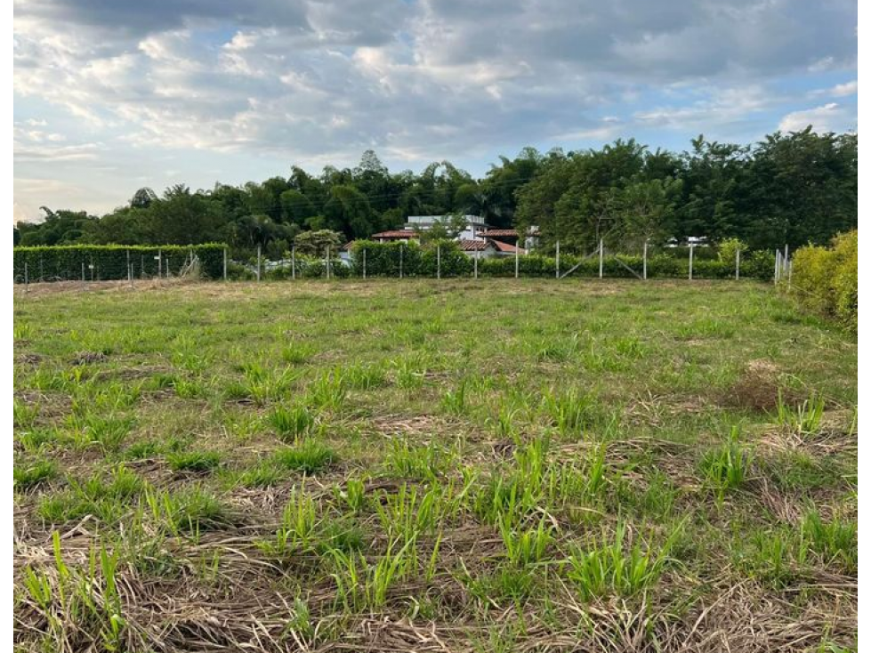 EN VENTA LOTE CAMPESTRE EN CONDOMINIO LA CARMELITA, CERRITOS, PEREIRA