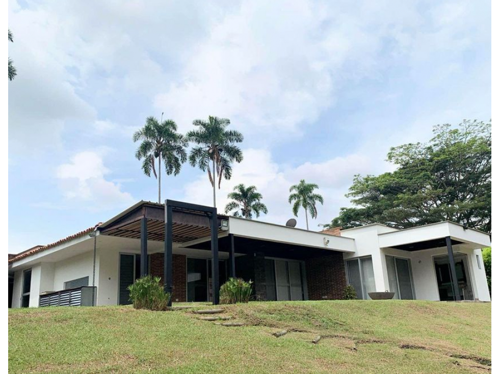 EN VENTA ESPECTACULAR CASA CAMPESTRE EN CERRITOS, PEREIRA