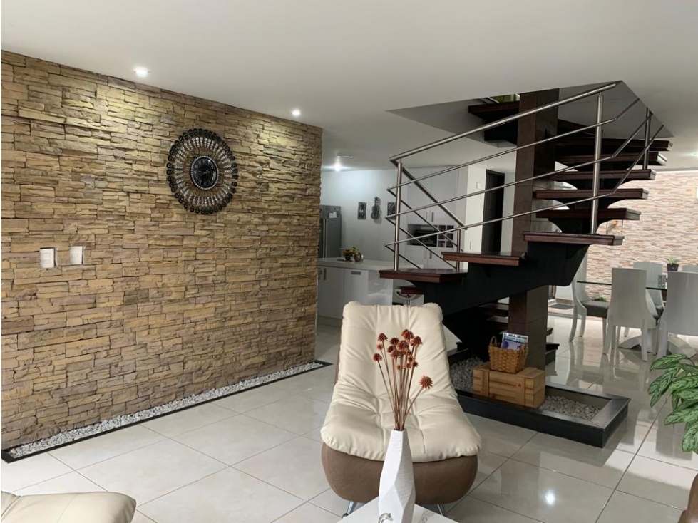 EN VENTA CASA EN CONJUNTO RESIDENCIAL EN LA VILLA OLIMPICA, PEREIRA — foto 2