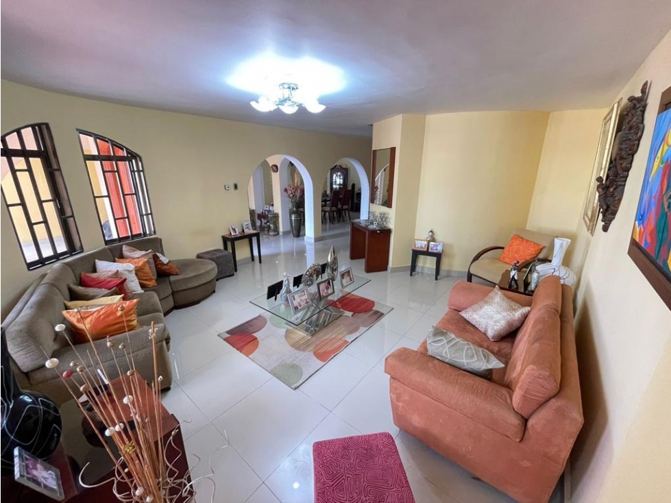 VENTA DE CASA DE LUJO EN CIUDAD JARDIN - BARRANQUILLA — foto 3