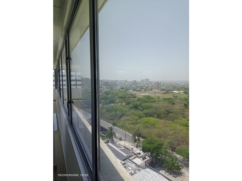 ARRIENDO OFICINA CENTRO EMPRESARIAL SECTOR COUNTRY BARRANQUILLA